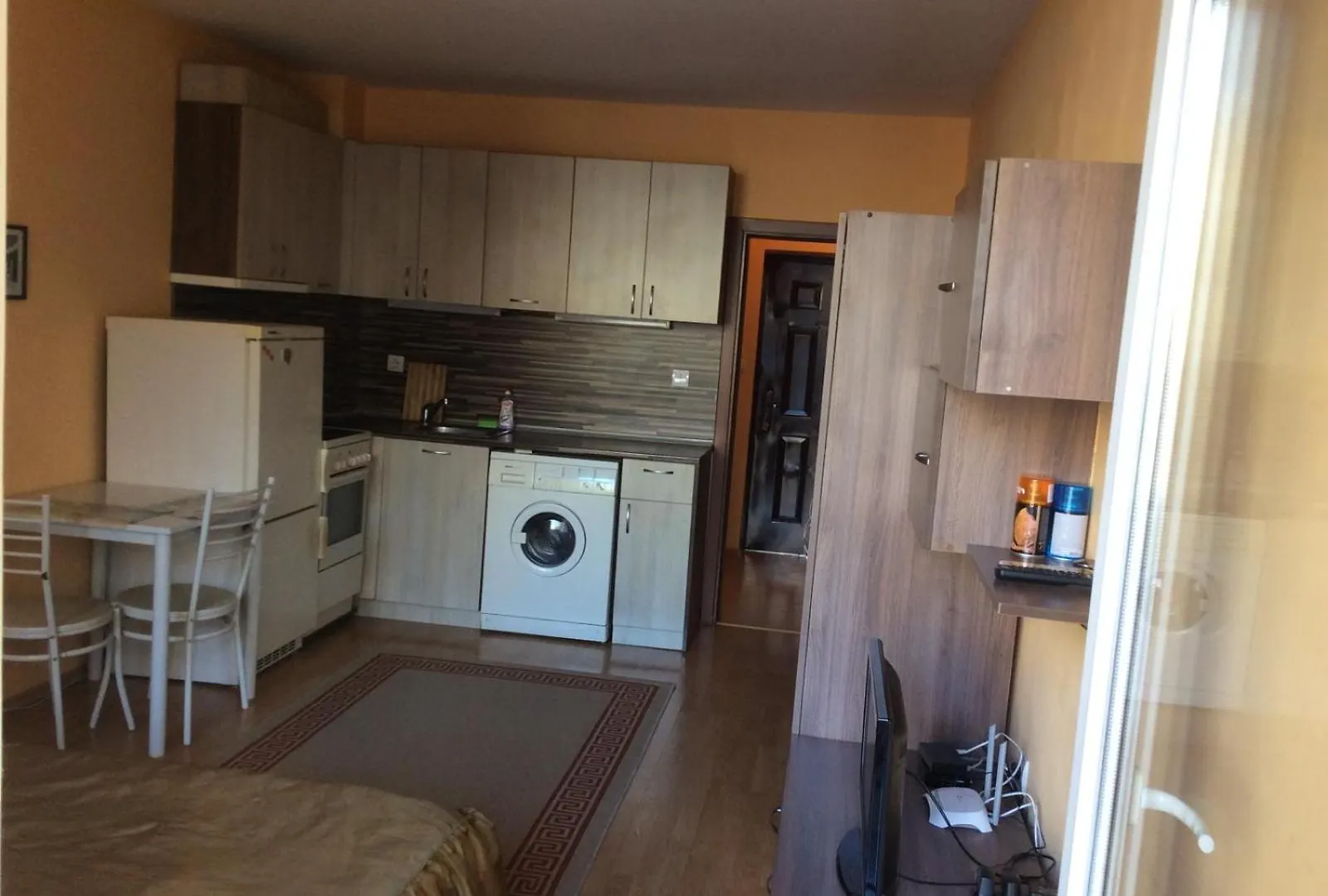 Marina Studio Burgas 0*,